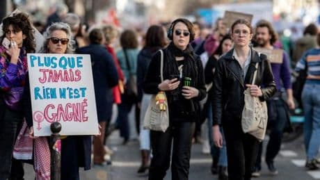 « La ménopause s’accompagne d’une perte de revenus de 10 % en moyenne »