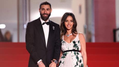 Karim Benzema hace oficial su relación con la actriz Lyna Khoudri
