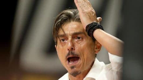 La enésima salida de tono de Giannakopoulos: "Todo lo que no sea un 3-0 es inaceptable"