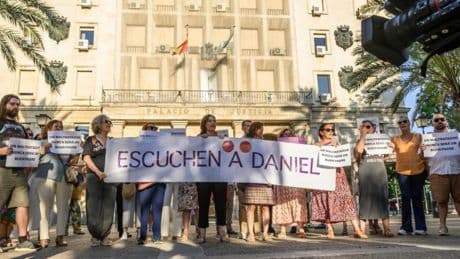 Juana Rivas y Francesco Arcuri: las claves de un caso incomprensible y dos hijos de por medio