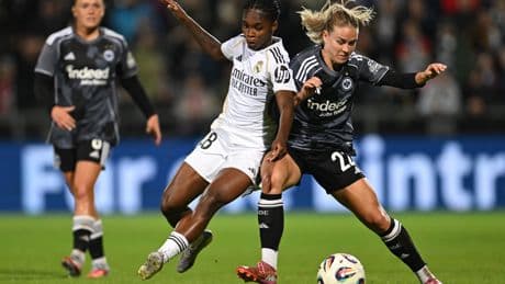 El Madrid salva una prueba de fuego ante el Eintracht Frankfurt en Alemania