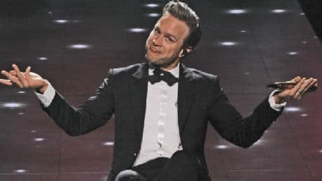 Olly Murs makes defiant return to the stage after being forced to axe gigs