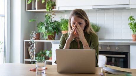 Sogar Erspartes in Gefahr: Sicherheitsforscher warnen vor gleich 40 Browser-Addons