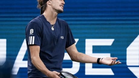 No. 3 Alexander Zverev falls to No. 25 Felix Auger-Aliassime in third-round stunner at US Open