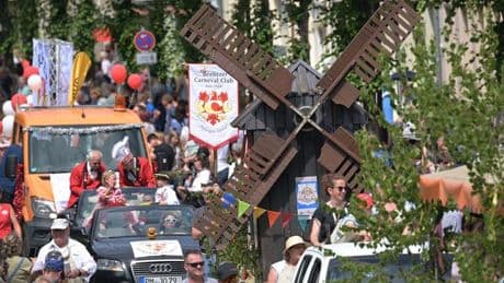 Spargelzeit: Rund 60.000 Besucher bei Beelitzer Spargelfest