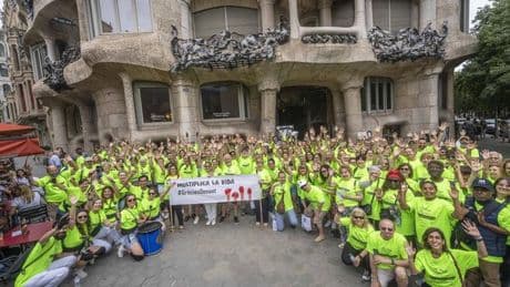 Cientos de pacientes trasplantados agradecen el gesto de los donantes de órganos en Barcelona