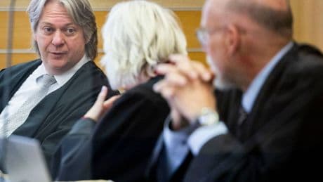 Am Braunschweiger Landgericht: Prozess um VW-Dieselbetrug – Verteidiger fordern Freispruch