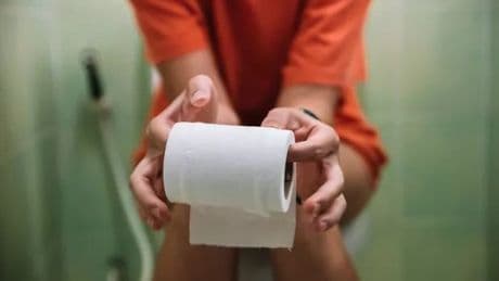 GP says 'get to a doctor' if you see this cancer red flag in bathroom