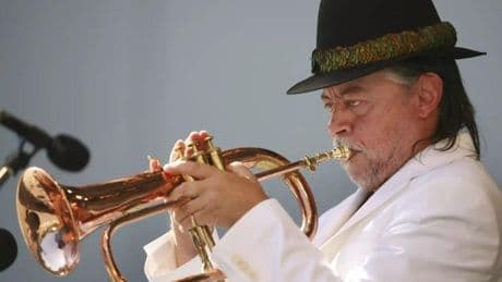 Solo smooth jazz