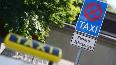 Elektromobilität: Ausbau der E-Taxi-Flotte in Hamburg stagniert