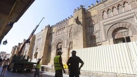 El órgano asesor de la Unesco no ve errores en la actuación ante el incendio de la Mezquita de Córdoba