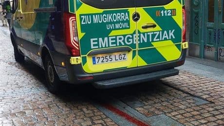 Un herido grave tras recibir una puñalada en la calle Somera