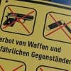In Bahnen, Bussen und Bahnhöfen: Berlin will Waffen und Messer im Nahverkehr verbieten