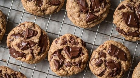 De las cookies a la tarta Tatin: las invenciones accidentales más curiosas en gastronomía