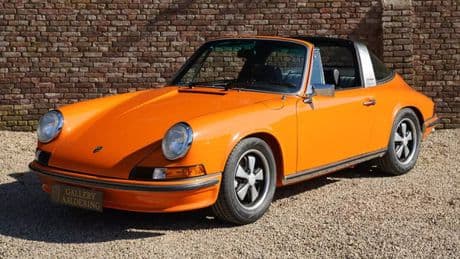 Porsche, i 60 anni della 911 Targa, la scoperta che ha fatto scuola. Una soluzione tecnica che si è evoluta nel tempo