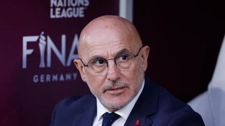 De la Fuente: «Os sorprendería la tranquilidad que transmite Lamine»