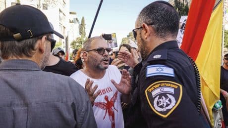 « Le sionisme est une idéologie basée sur le suprémacisme et le racisme » : rencontre avec Ofer Cassif, député communiste israélien
