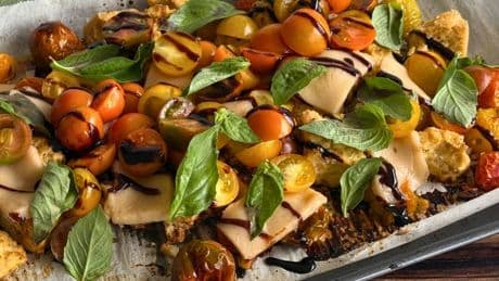 I'm a professional meal planner. These 5 easy sheet-pan dinners cost less than $20 and feed my whole family.