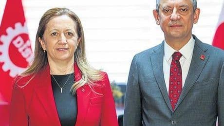 Asgari ücret için mücadele etmeliyiz
