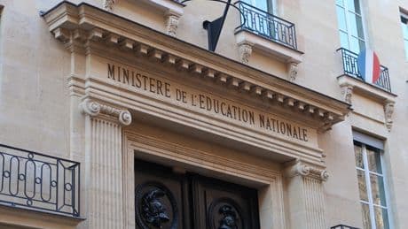 «Nous sommes en danger» : la lettre ouverte d’une équipe pédagogique de collège à Élisabeth Borne après des menaces contre une enseignante
