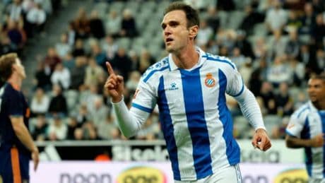 2-2: El Espanyol planta cara al Newcastle y sonríe ante el debut liguero