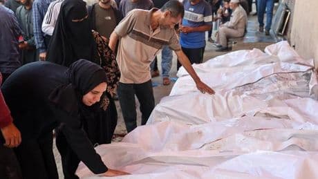 En direct, guerre à Gaza : les hôpitaux de l’enclave ont reçu 79 corps en vingt-quatre heures, selon le ministère de la santé local