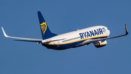 Panne am Flughafen - Frau (79) will nach Berlin und landet in Bologna