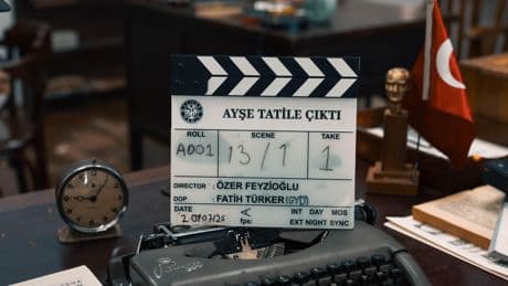 "Ayşe Tatile Çıktı" filminin çekimleri, Kıbrıs Harekatı'nın 51. yıl dönümünde başladı