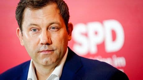 Personaldebatte: Klingbeil: Debatte um Esken ist "beschämend"