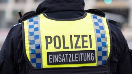 Vier gewonden bij steekpartij in lijnbus Hamburg