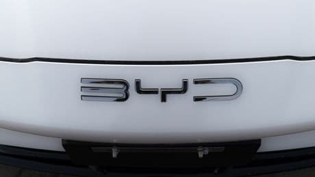 BYD plant eigenes Supercharger-Netz