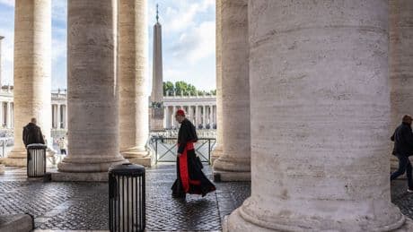 Konklave zur Wahl eines Papstes: Die Welt blickt nach Rom