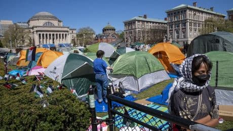 Amnistía acusa a EE.UU. de usar la IA contra migrantes y activistas propalestinos