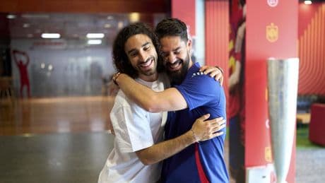 Isco y Cucurella se reencuentran en Las Rozas