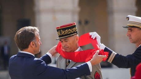 El último cartucho de Macron