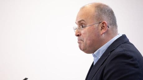 El PP, contra Tezanos por usar el apagón para inflar el voto del PSOE: "Otro corte de Iuz y Sánchez saca mayoría absoluta"
