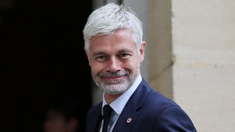 Confiance au gouvernement Bayrou : Laurent Wauquiez donne «la liberté de vote» aux députés LR
