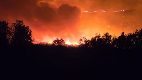 Desalojan a 40 personas por el incendio declarado en Aranjuez