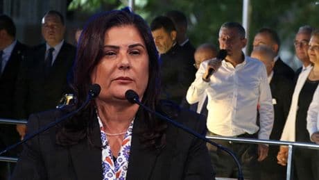 Özlem Çerçioğlu'ndan Özgür Özel'e suç duyurusu