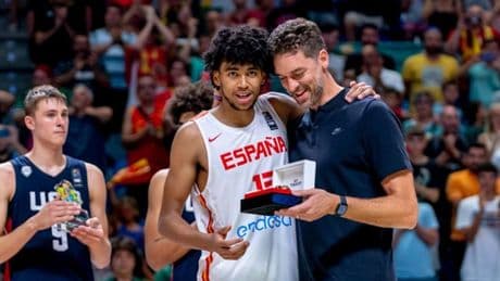 Almansa, nuevo fichaje de los Sixers: “Pau Gasol me dice que siga trabajando y confía en mí”
