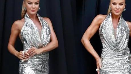 Ivana Sert, Dua Lipa akımını kaçırmadı! Çift bikini giydi
