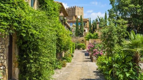 La ruta para descubrir los pueblos medievales y escondidos más bonitos de Cataluña