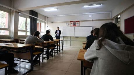 15 bin sözleşmeli öğretmen alımı için başvurular bugün sona eriyor