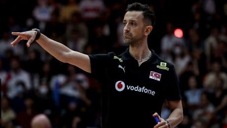 A Milli Kadın Voleybol Takımı Başantrenörü Daniele Santarelli: "Yaptıklarımızla gurur duymamız gerektiğini düşünüyorum"