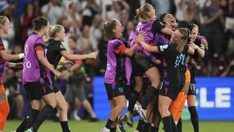 Fußball-EM: England steht nach dramatischem Sieg gegen Italien im Finale