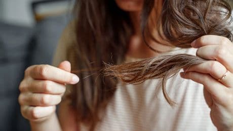 So gelingt Haarpflege: „Der größte Feind für Haare ist Wasser“