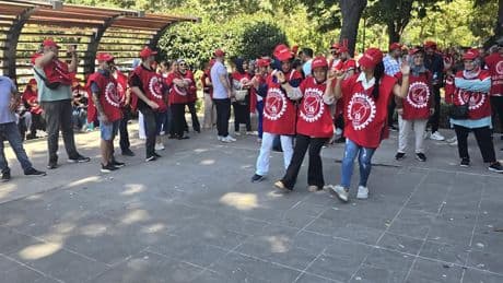 İstanbul Üniversitesi işçilerinden yürüyüş: Kamu çerçeve protokolü tavizsiz imzalansın