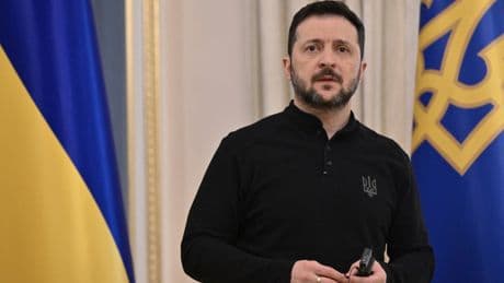Ukraine’s Zelensky urges Trump to attend ceasefire talks & demands West impose sanctions if Putin skips meeting