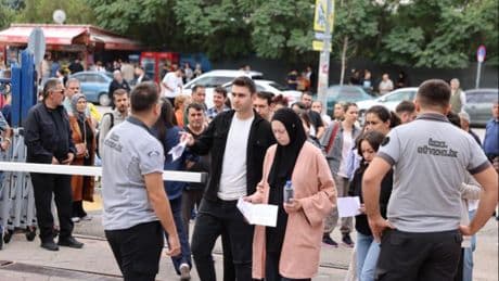 KPSS Alan Bilgisi sınavları sabahki oturumla başladı: Adaylar cumartesi vepazar günü 4 ayrı sınava girecek