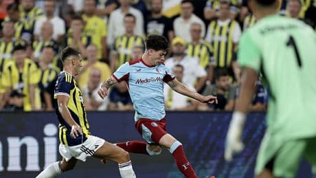 Fenerbahçe-Feyenoord maçında skandal karar! Gol böyle geldi